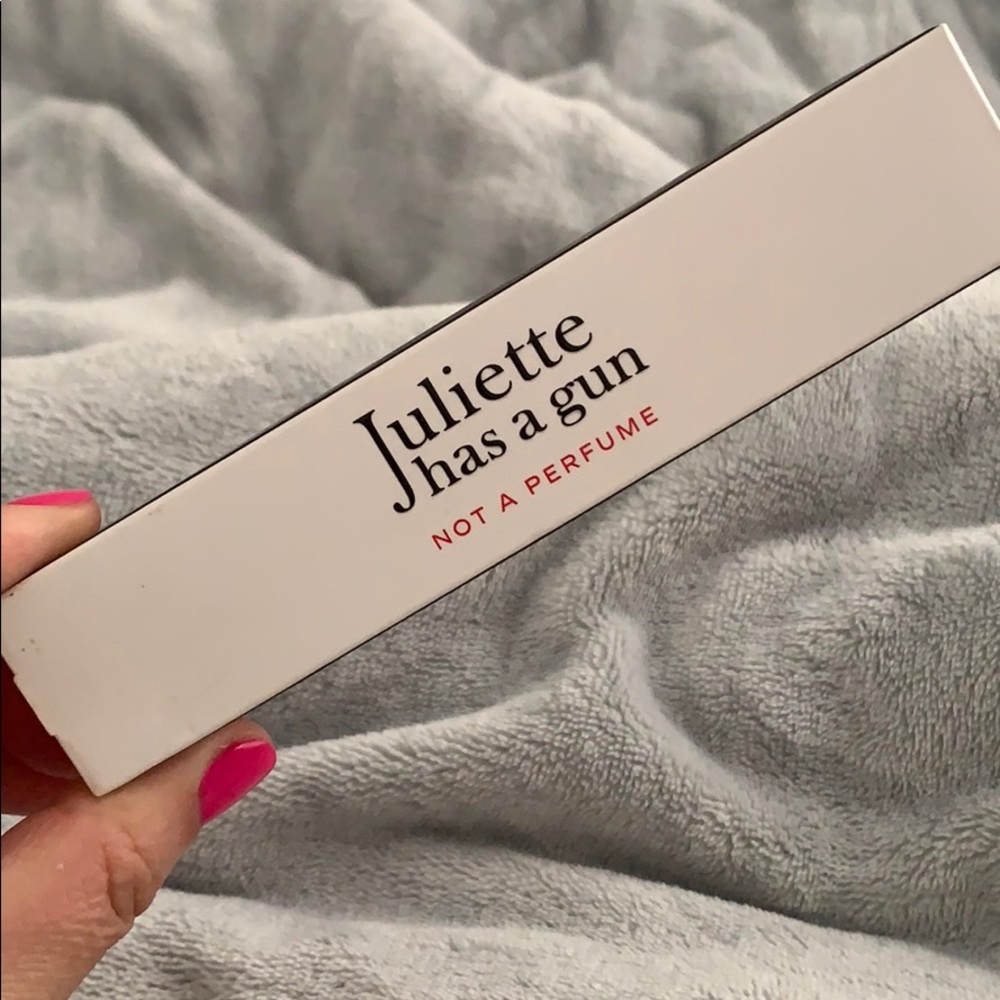 Juliette has a gun Travel size fragrance spray